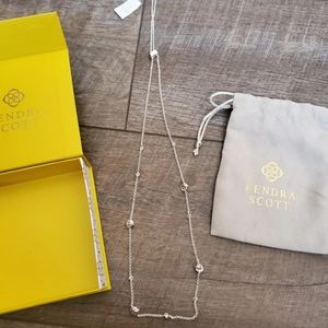 Kendra Scott necklace